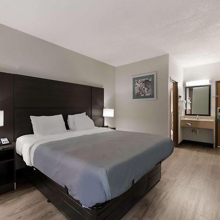 Quality Inn Merriam Kansas City Exteriér fotografie